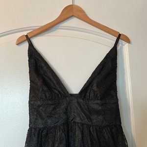New years long black v neck lace dress